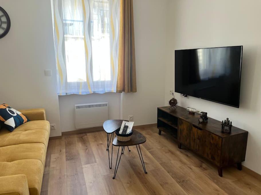 L'Industriel Apartment มองต์เรจรู ภายนอก รูปภาพ